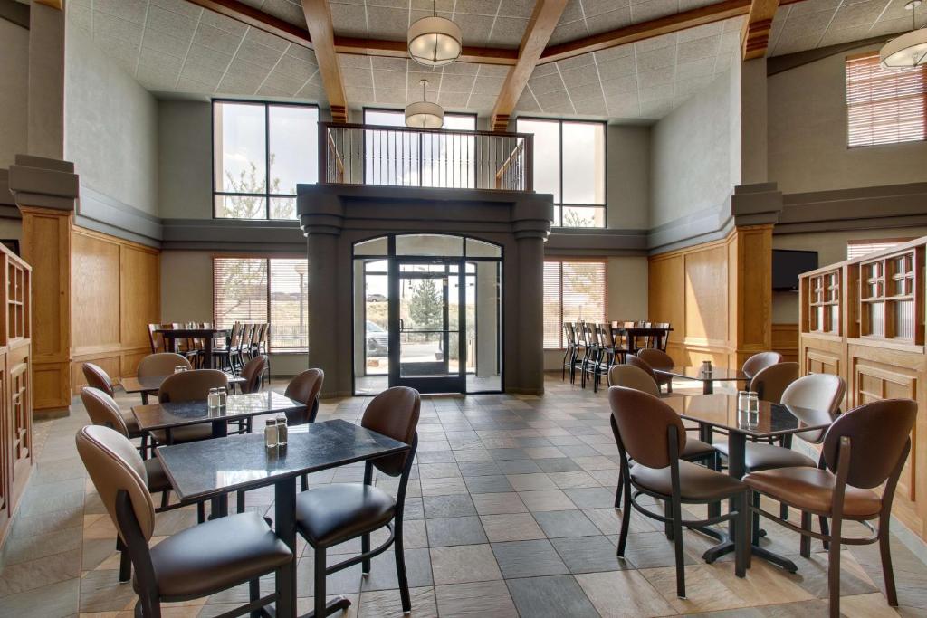 Drury Inn & Suites Albuquerque North photo