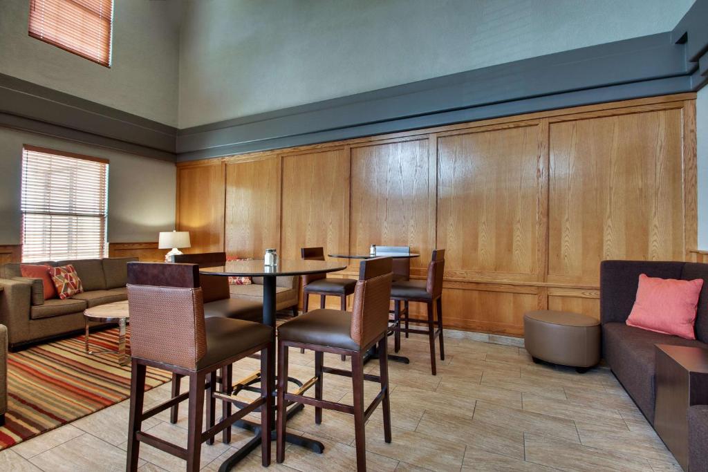 Drury Inn & Suites Albuquerque North photo