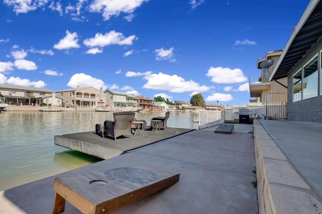 Waterfront Lake House, Victorville (precios actualizados 2024)