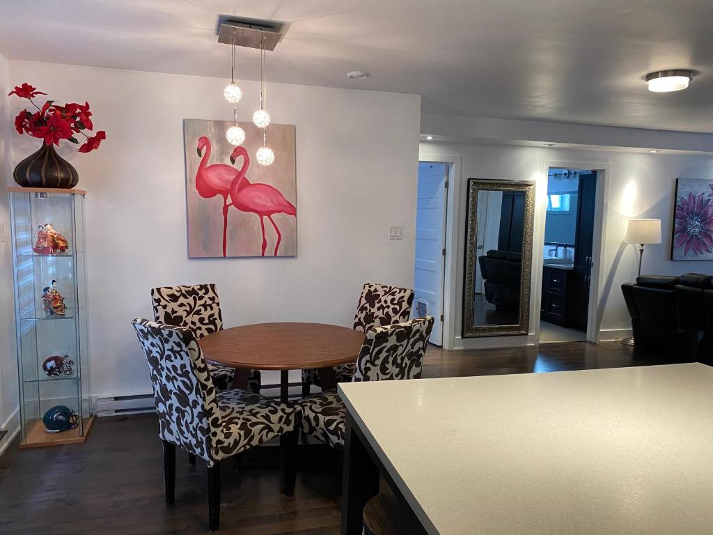 Posezení v ubytování Beautiful private full condo