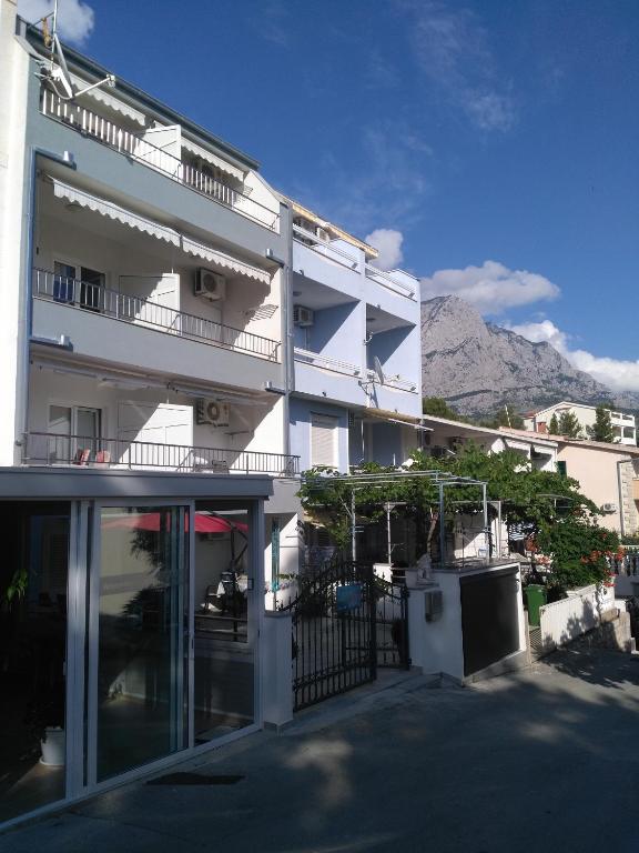 Výhľad na hory alebo výhľad na hory priamo z apartmánu