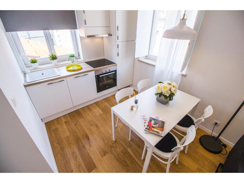 Kuchyňa alebo kuchynka v ubytovaní Furioso Apartments