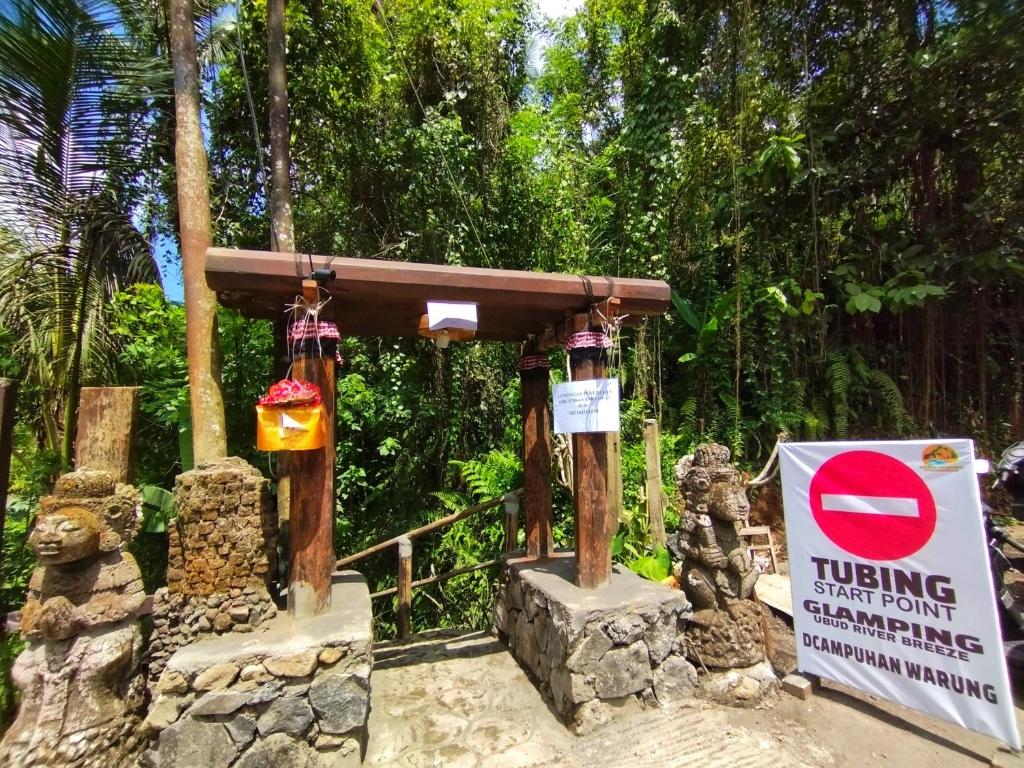 Certifikát, hodnocení, plakát nebo jiný dokument vystavený v ubytování Aksha Riverside Ubud