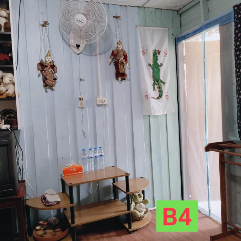 Fotografie z fotogalerie ubytování Ban Kru Ae HomeHostel v destinaci Bangkok