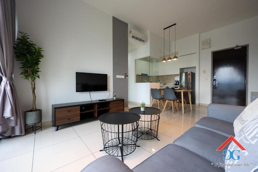 Astoria Ampang - Apartment With Mountain View