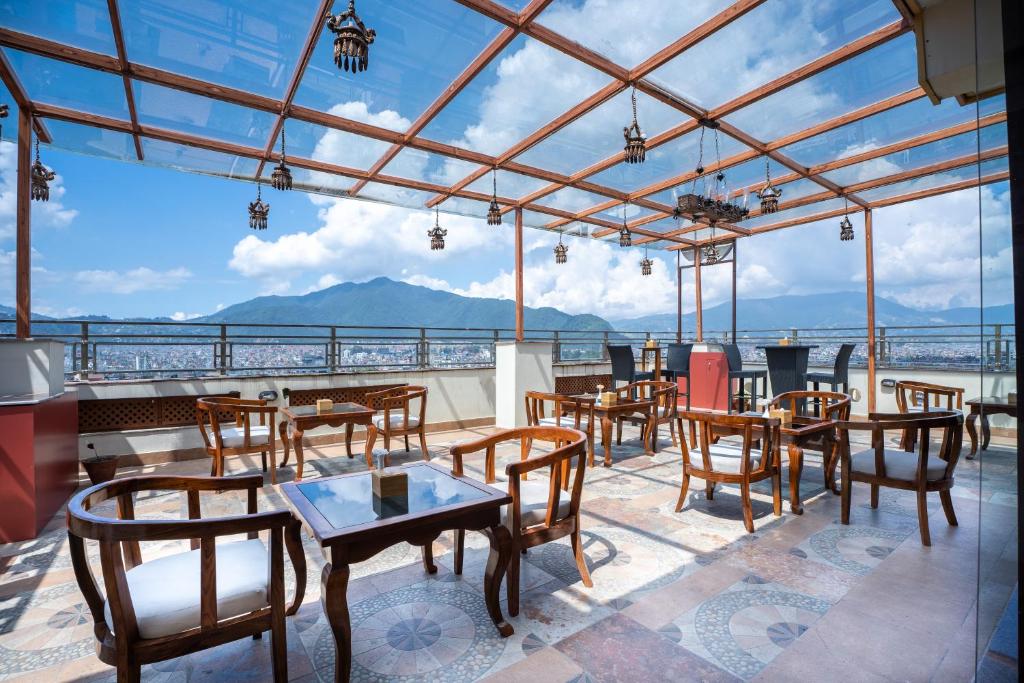 Nespecifikovaný výhled na hory nebo výhled na hory při pohledu z hotelu
