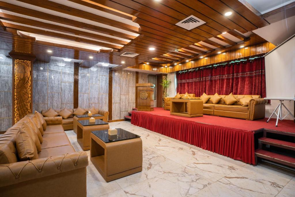 Posezení v ubytování Surya Heritage Hotel