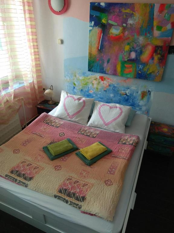 Hotel sebarozvoja s možnostou získania poznania a inšpirujúcich prostriedkov na uplatnovanie vedomia, premenu seba a prostredia interiéru - Resim 7