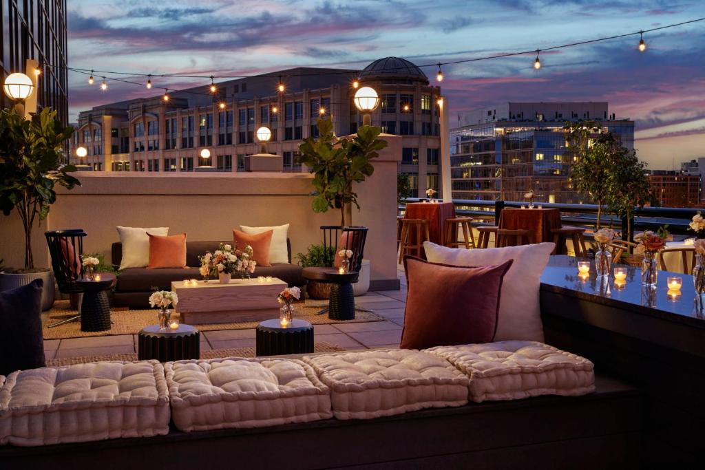 Posezení v ubytování The Westin DC Downtown
