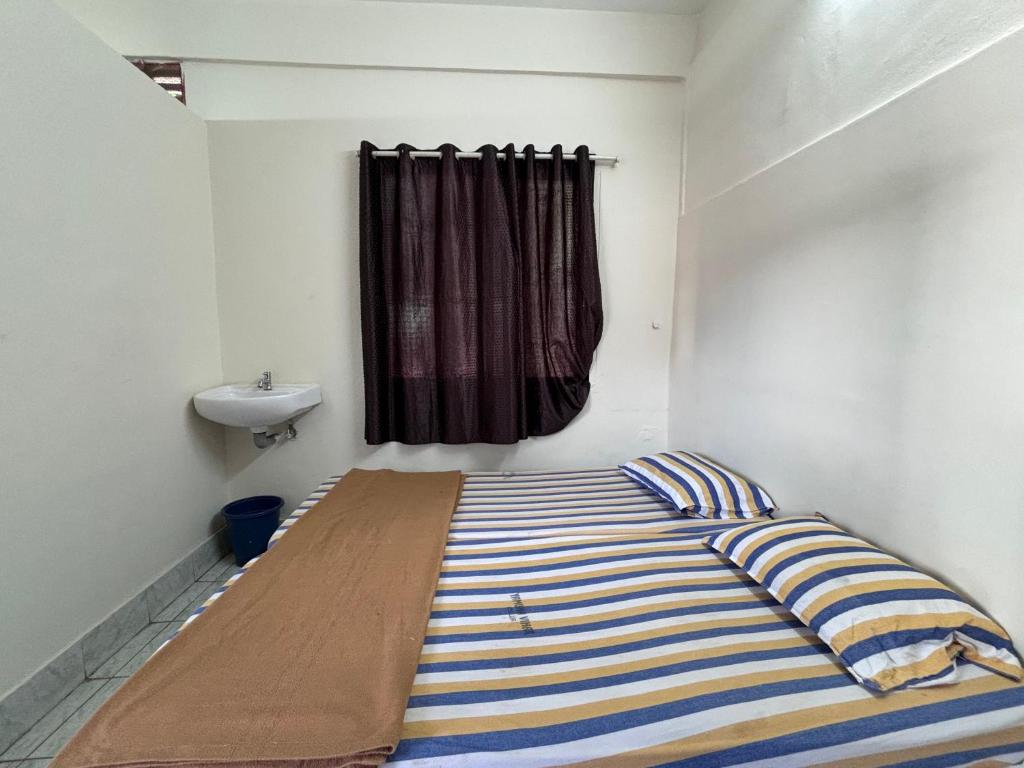 Yamuna Vihar Toursit Home - Habitación Doble Presupuestar