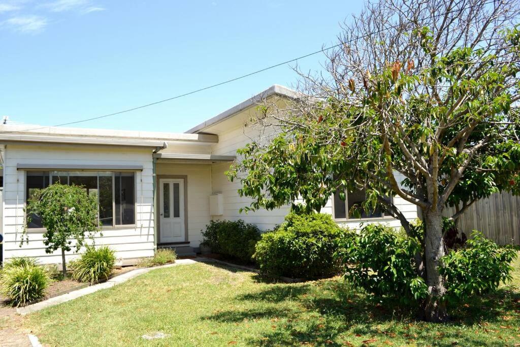 BLAIRGOWRIE BEACH SHACK..bay beach location, Blairgowrie (updated