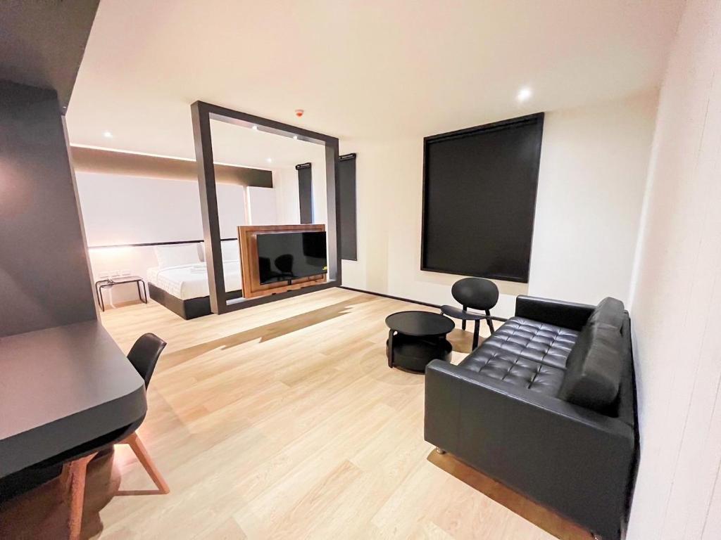 9D City & 9D Express Hotel - Suite Con Bañera De Hidromasaje