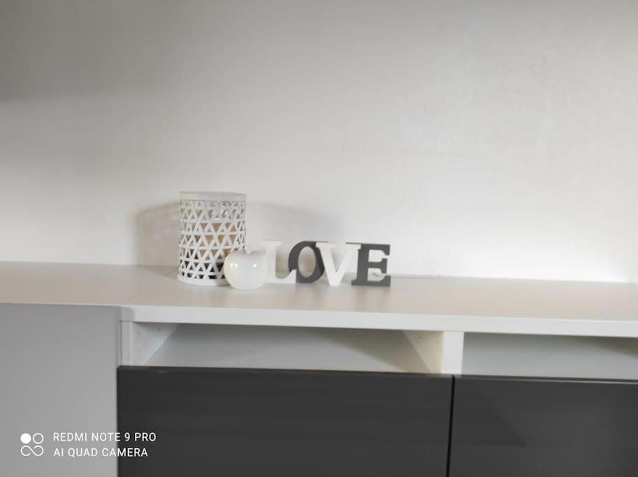 Fotografie z fotogalerie ubytování Studio calme à proximité des 7 meuses v destinaci Profondeville