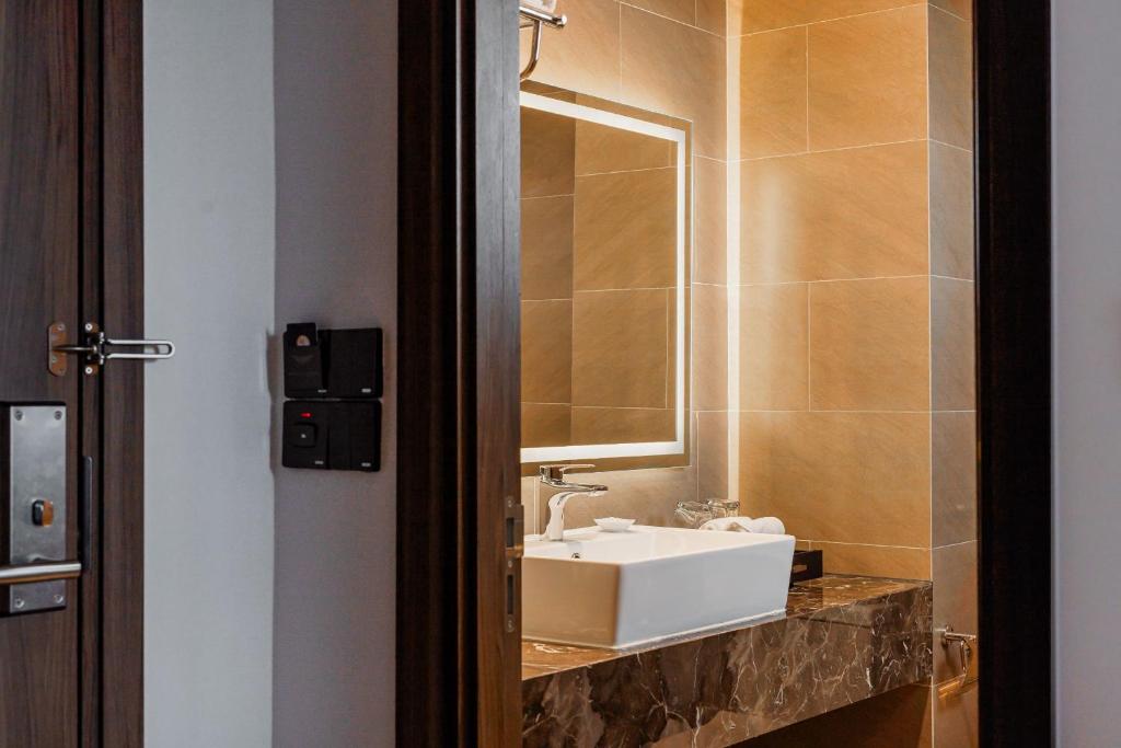 Phòng Deluxe Giường Đôi Nhìn Ra Biển