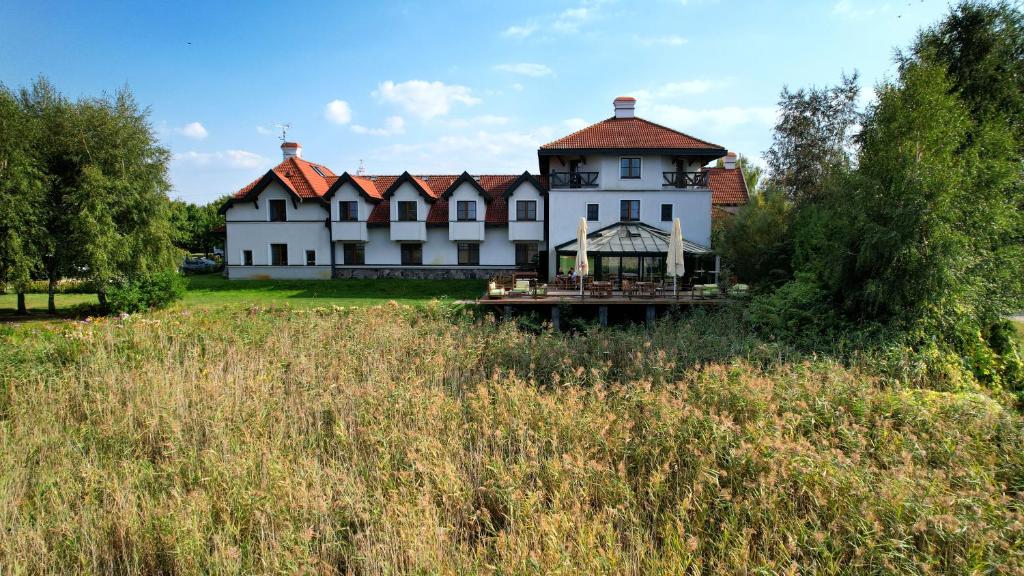 Budova, v ktorej sa hotel nachádza