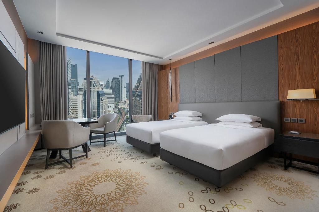 
Twin Room with City View
