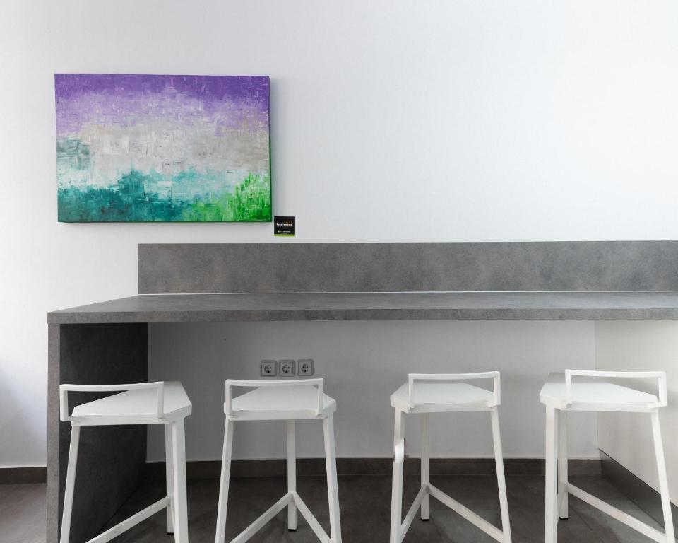 Hermes Apartments - 18