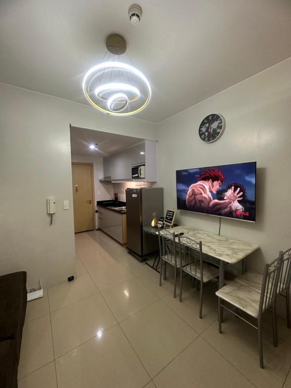 The Grass Residences tower 5 CD Place Staycation