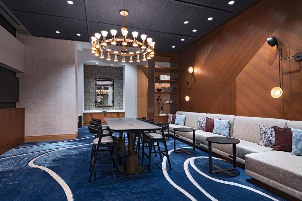 Posezení v ubytování Hyatt Regency Conroe