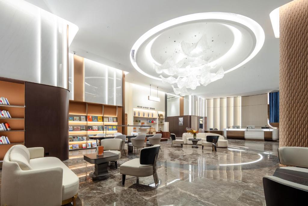 Posezení v ubytování Atour Hotel Meizhou West Station R&F Center