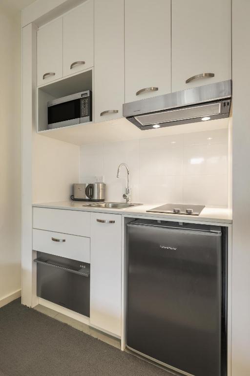 Quest Brighton on the Bay - Two-Bedroom Apartment