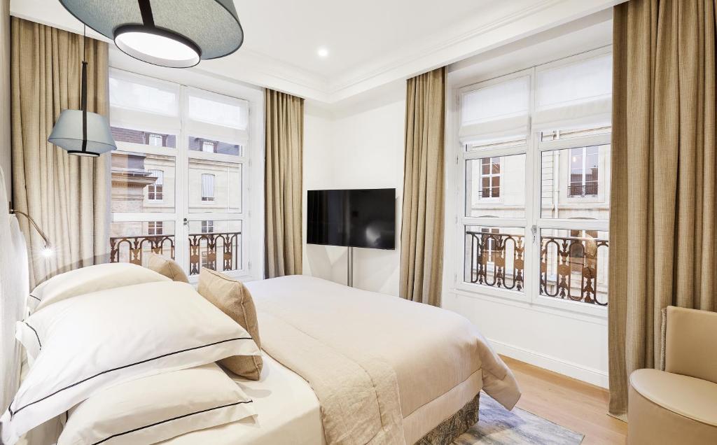 Grand Hôtel Du Palais Royal - 13