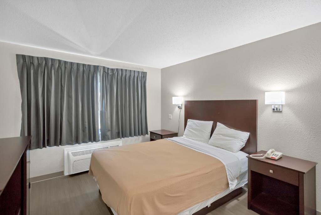 Bridgeview Inn Chicago Area - Large Twin Room