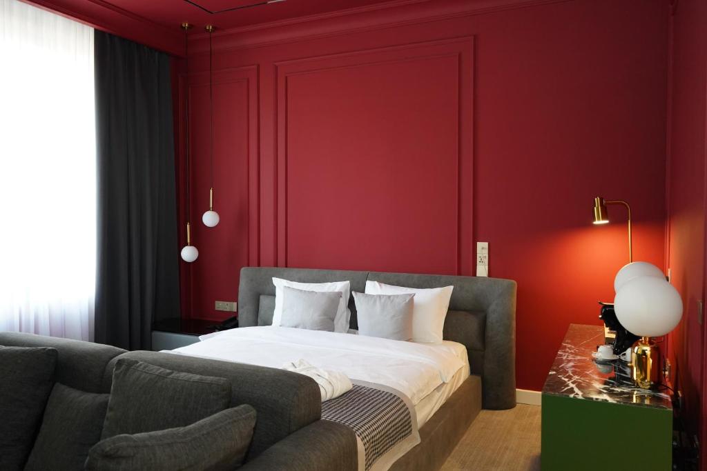 Bentley Hotel Tashkent - Luxe Tweepersoonskamer