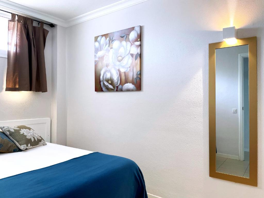 Posteľ alebo postele v izbe v ubytovaní Moon Dunes Apartment - by Yumbo Center - Playa del Ingles