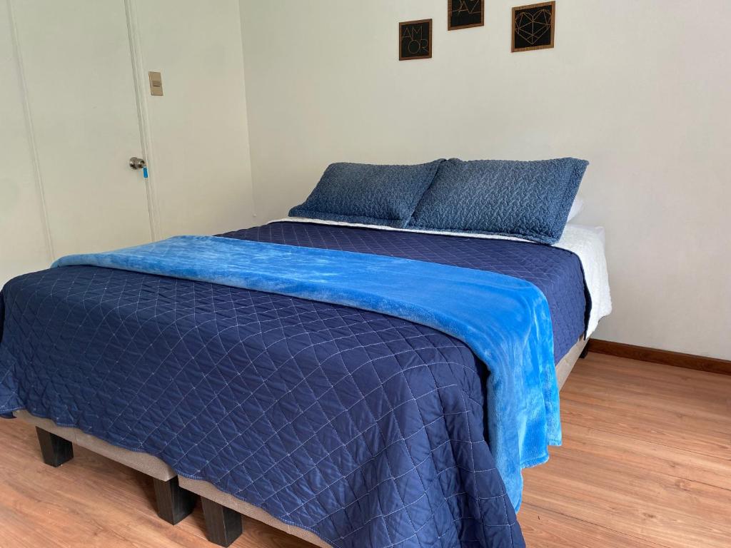 Postel nebo postele na pokoji v ubytování MAKTVB Costanera - Hostal Boutique