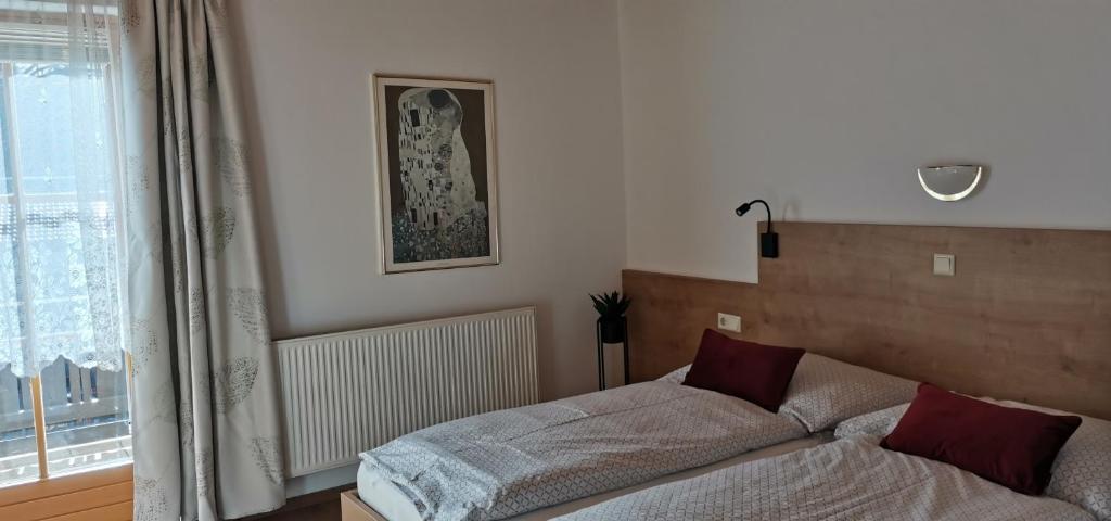 Postel nebo postele na pokoji v ubytování Haus Sonnleitn