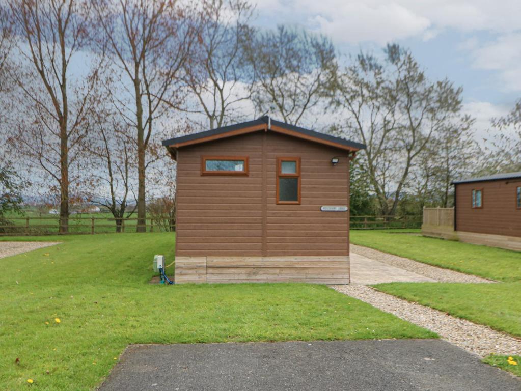 Roseberry Pod, Yarm (updated prices 2024)