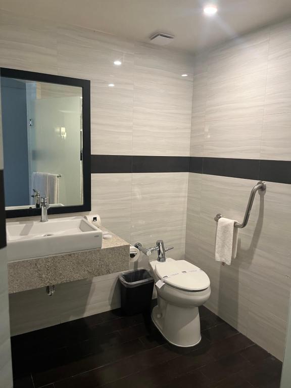 Koupelna v ubytování Hotel Real Alameda de Queretaro