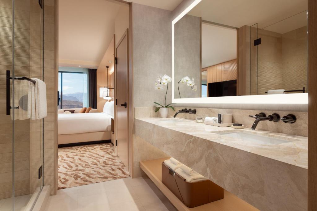 Ein Badezimmer in der Unterkunft Durango Casino &amp; Resort