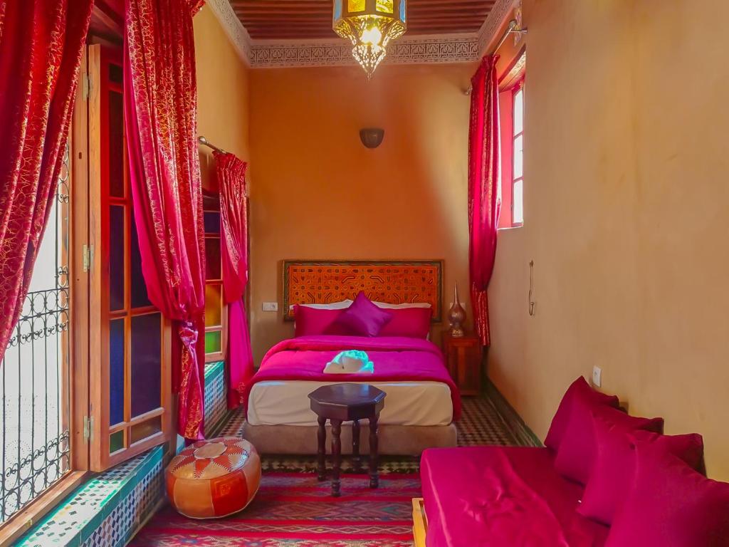 Postel nebo postele na pokoji v ubytování Riad Dar Lalj Fes