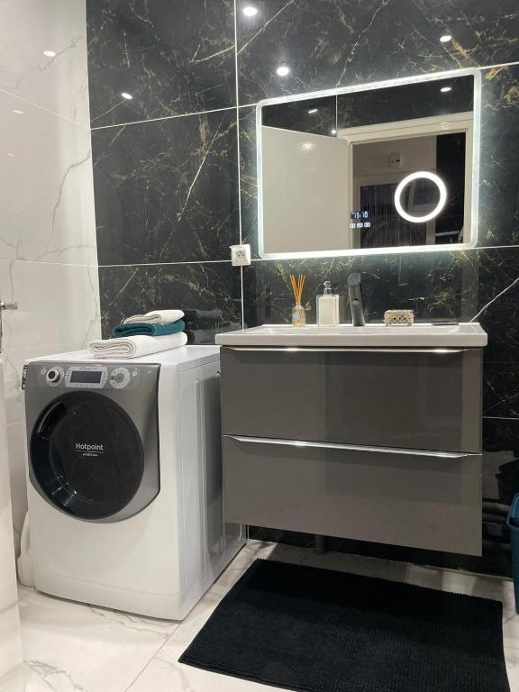 Kúpeľňa v ubytovaní Place privée/Le Marbré/Moderne/60m2