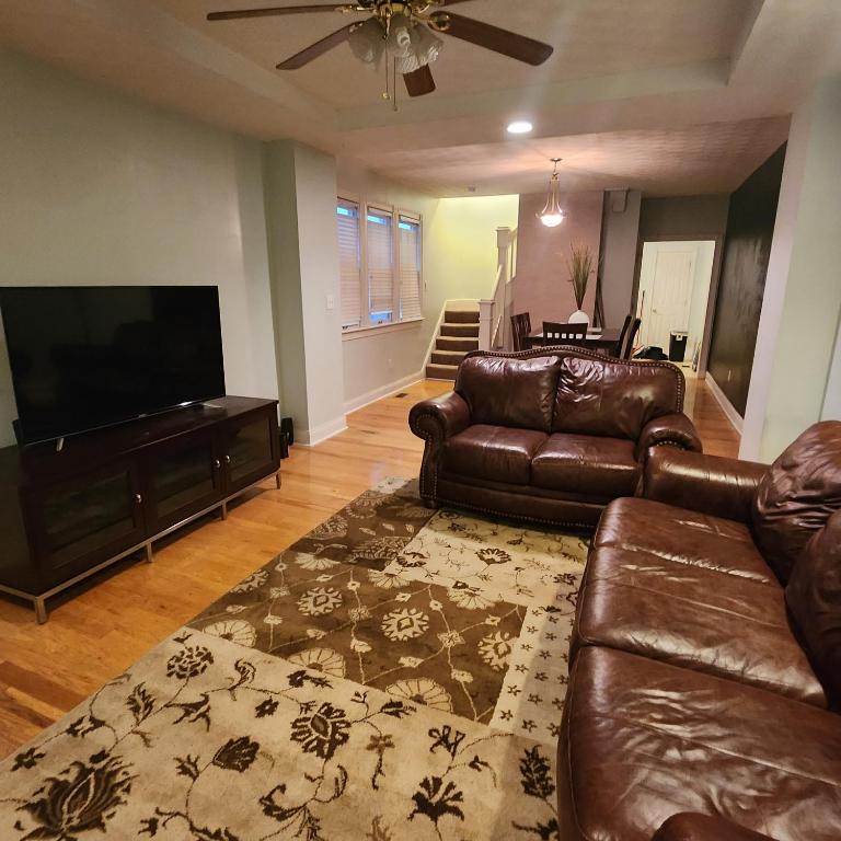 Cozy Duplex Near Downtown, Indianapolis (updated prices 2024)