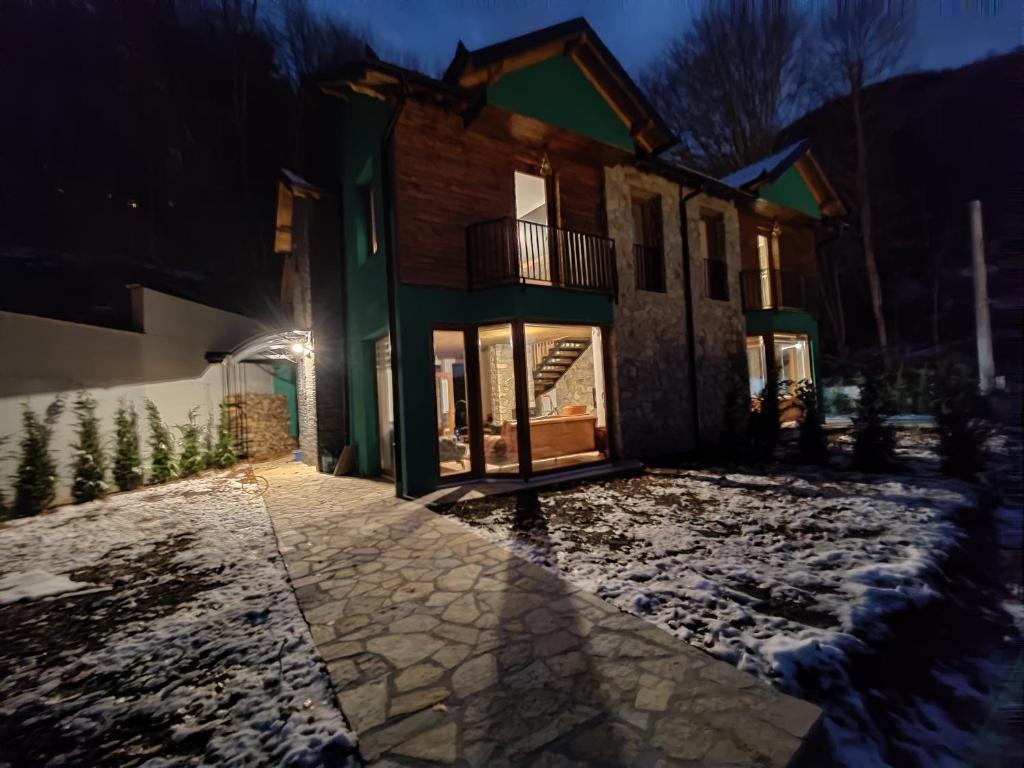 Budova, kde se prázdninový dům nachází