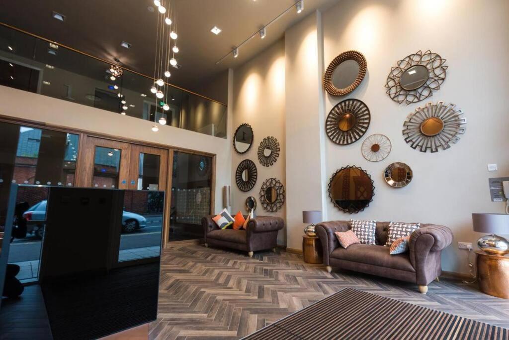 Et opholdsområde på City Centre Luxury Apartment