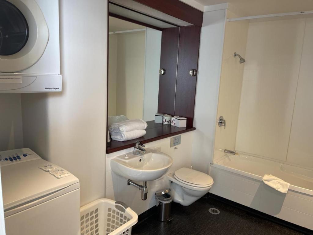Koupelna v ubytování Quest Invercargill Serviced Apartments
