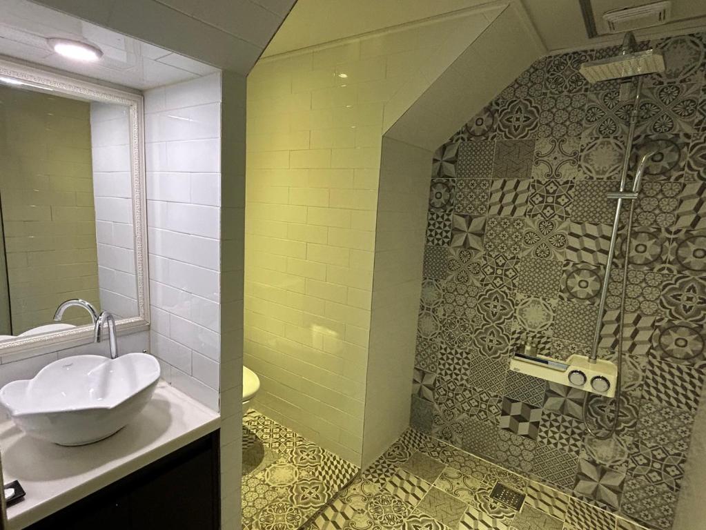 Koupelna v ubytování Elysia Boutique Hotel