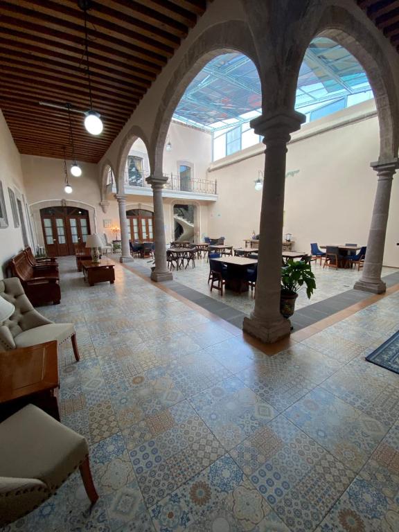 Posezení v ubytování Hotel Cantera Real, Morelia