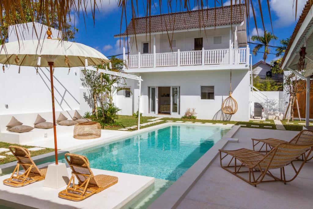 Villa M2 Seminyak by Alfred in Bali - Villa
