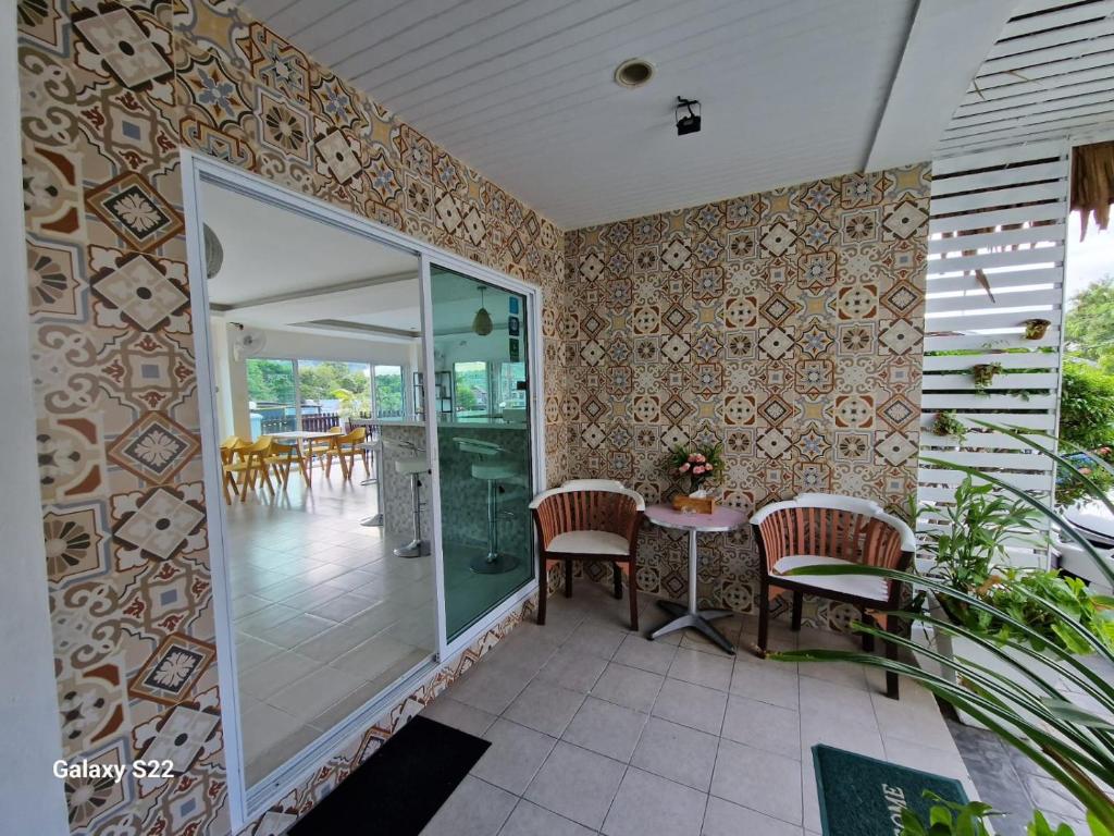 Balkón nebo terasa v ubytování MM Hill Koh Samui Hotel - SHA Certified