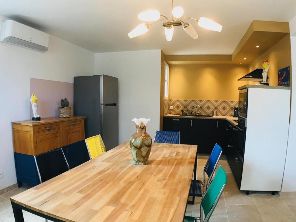 Kuchyň nebo kuchyňský kout v ubytování Appartements Cabiscol