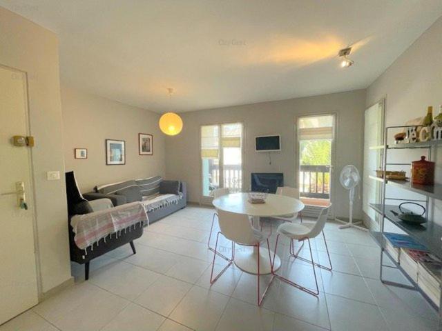 Fotografia z galérie ubytovania 4PA35 -EX -Appartement dans résidence avec piscine v destinácii Collioure