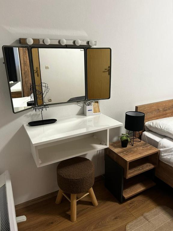 Kod Dide - entry with pin 0-24h - 17