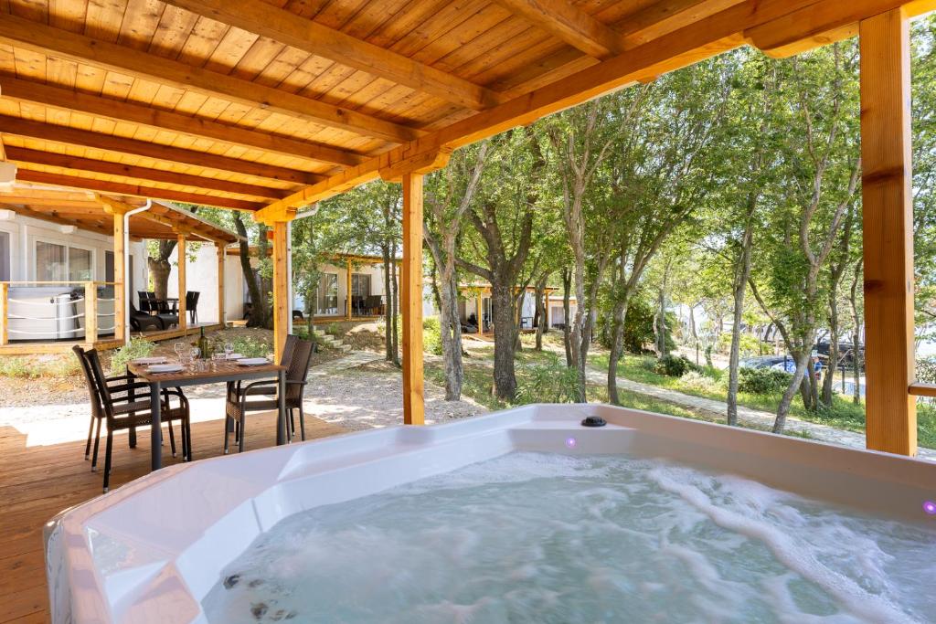 Zahrada ubytování Camping Glavotok