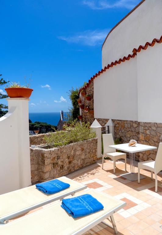Hotel La Floridiana - Prestige Zimmer Mit Meerblick Und Terrasse