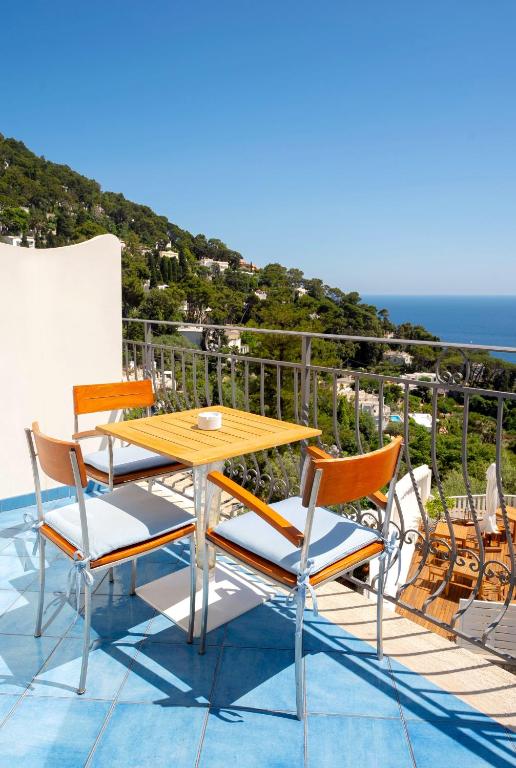 Hotel La Floridiana - Deluxe Superior Top Floor Mit Balkon Mit Meerblick